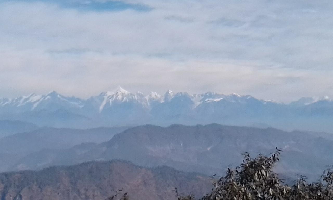 Maa Ananda Mayee Guest House Binsar Eksteriør billede