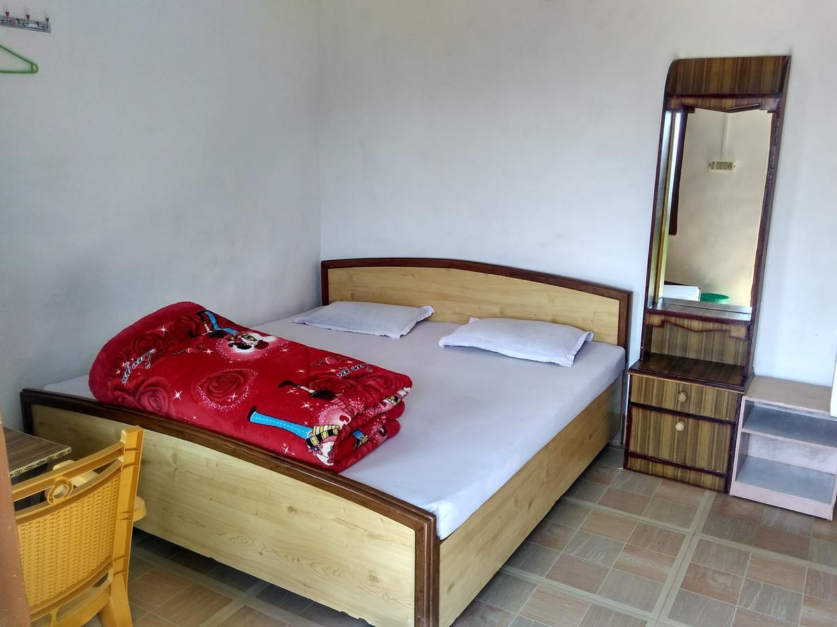Maa Ananda Mayee Guest House Binsar Eksteriør billede