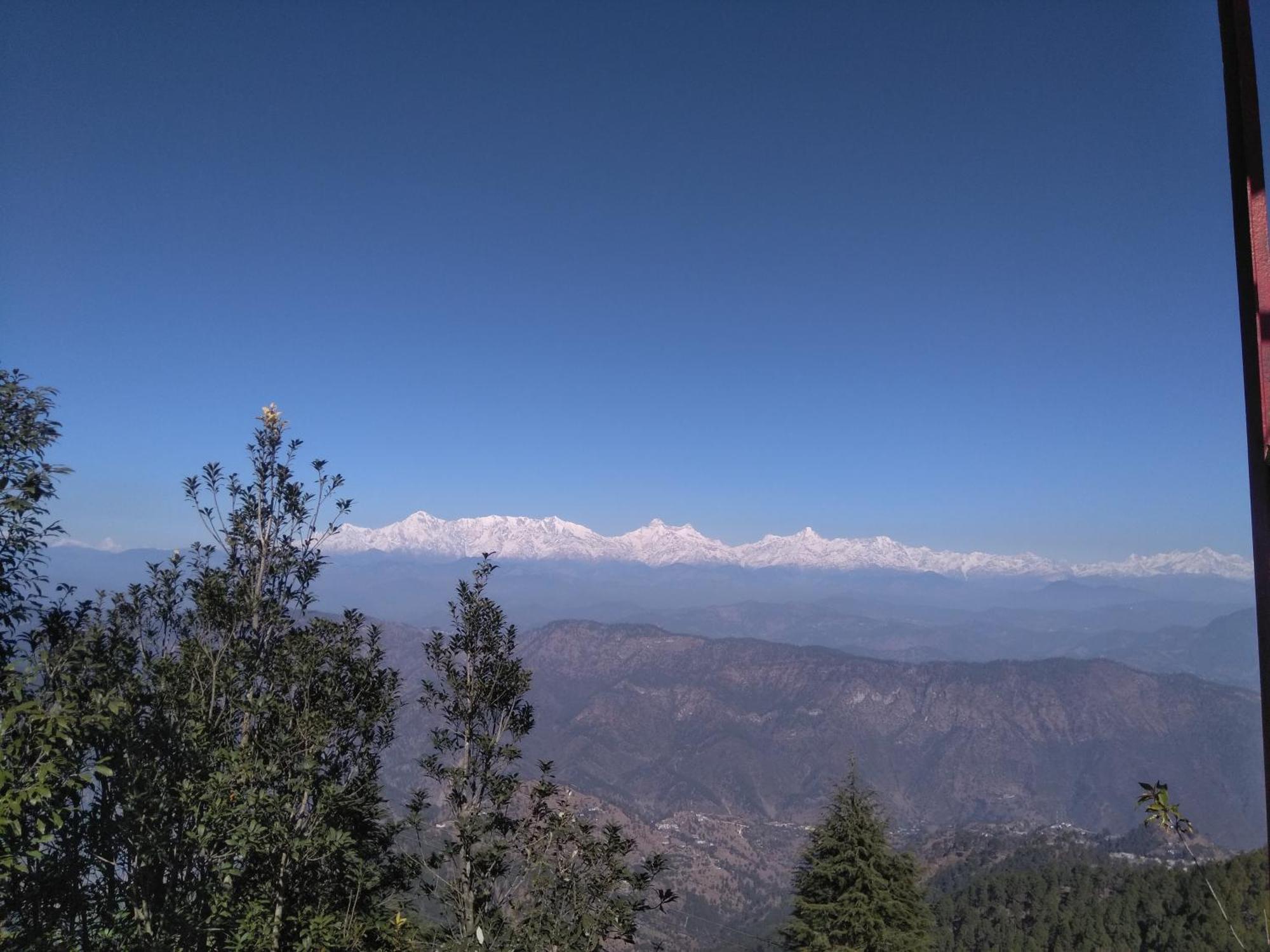 Maa Ananda Mayee Guest House Binsar Eksteriør billede