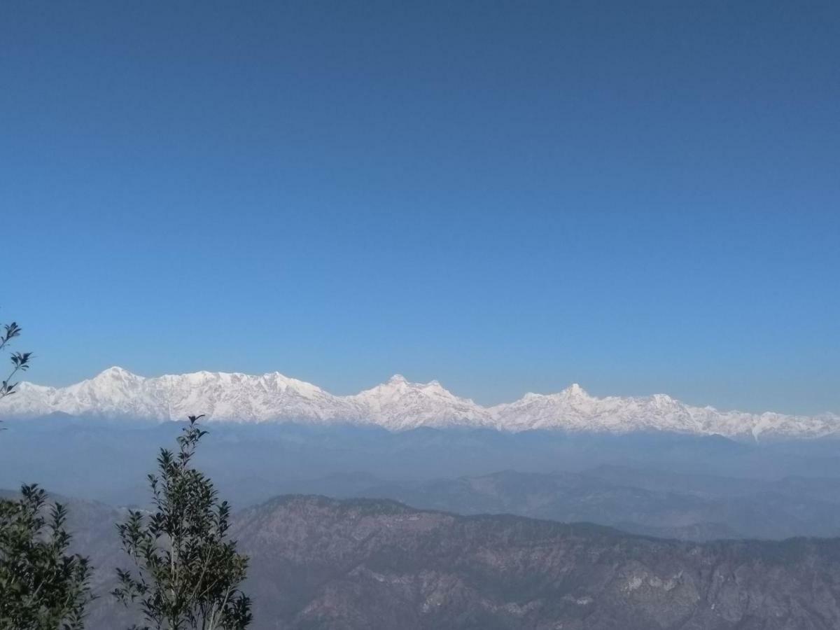Maa Ananda Mayee Guest House Binsar Eksteriør billede